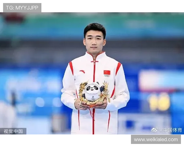 男子高亭宇34秒47成功卫冕